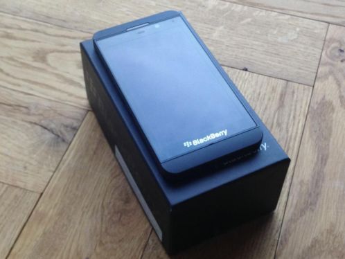 Blackberry Z10  4m Garantie  Als Nieuw  1d Gebruikt 149