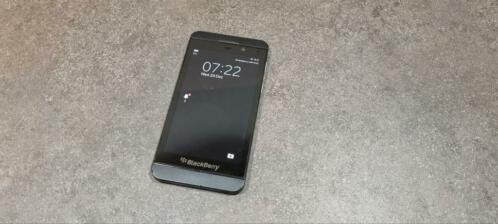 BlackBerry Z10 (STL100-2) inclusief oplader en hoes