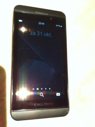 Blackberry Z10 ZGAN incl. nw headsetoordopjes en oplader