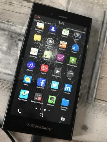BlackBerry z3 (barst in scherm)