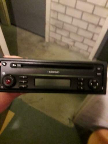 BLAUPUNKT AUTO RADIO CD SPELER