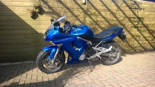 Blauwe Kawasaki ER6 F te koop