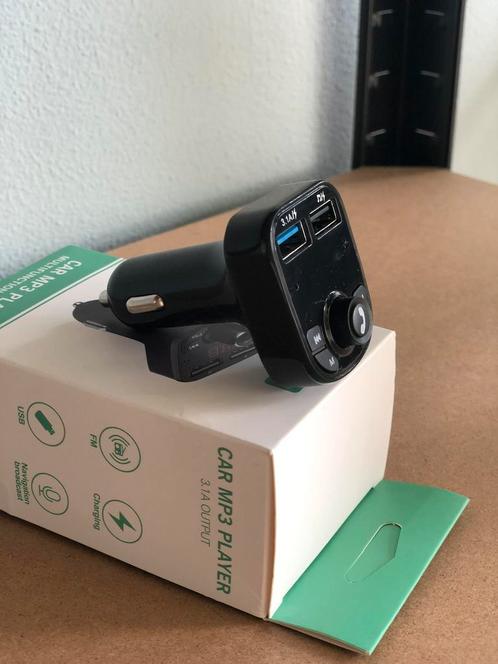 Bluetooth car transmitter - Gloednieuw