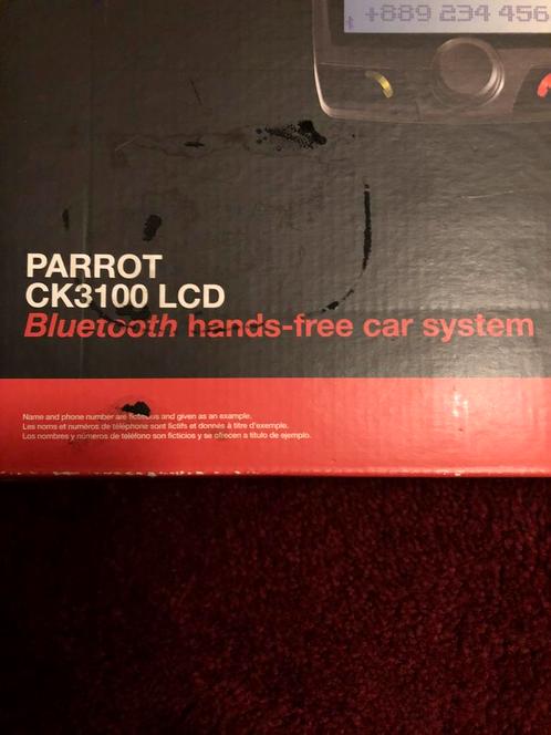 Bluetooth carkit Parrot 4100 LCD nieuw in doos ongebruikt