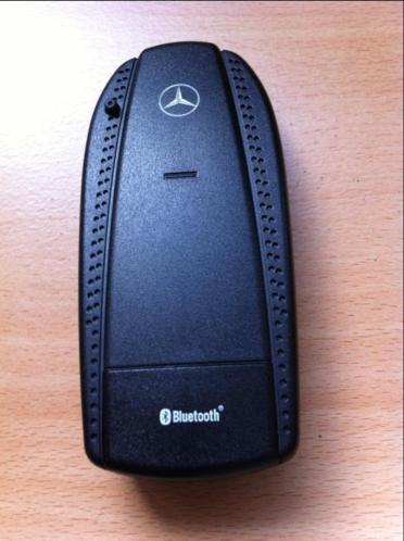 Bluetooth Cradle Mercedes Benz B67875877