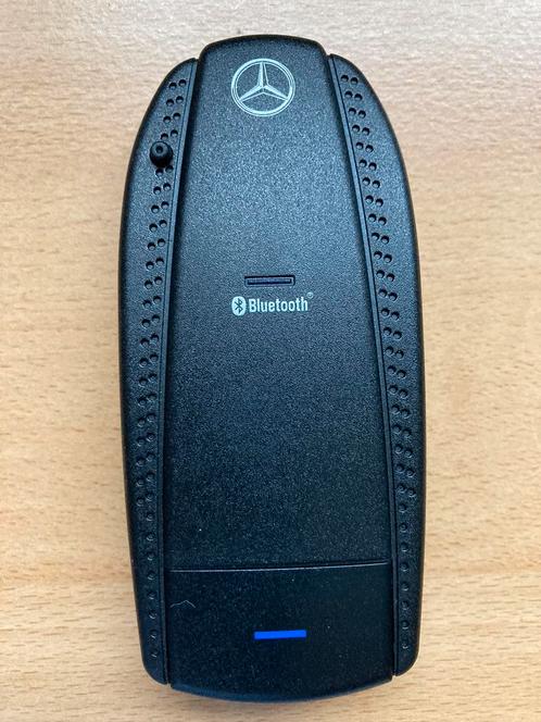 Bluetooth Cradle Mercedes Benz B67880000