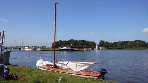 BM 16m2 incl. 4pk motor en nieuwe dektent