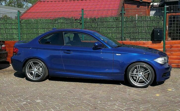 BMW 1-Coup (e82) 135i 450pk 2010 Blauw