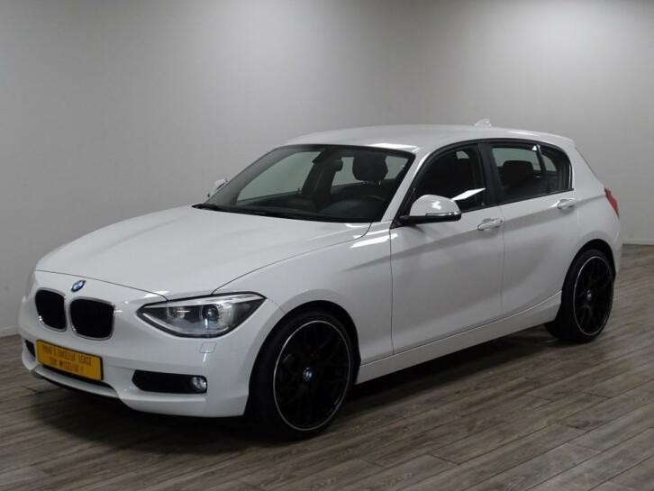 BMW 1-Serie 114i 5 deurs Business 