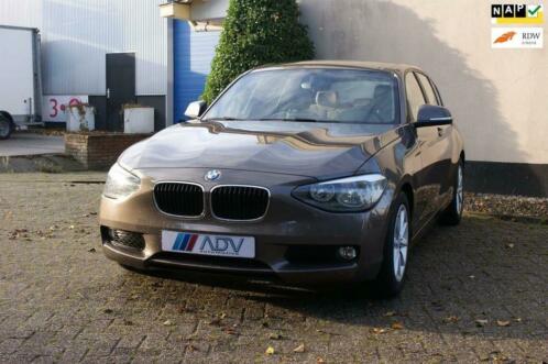 BMW 1-serie 116i EDE Business - Luxe uitvoering 