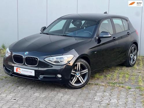 BMW 1-serie 116i Sport  Xenon  Climate  Cruise  17 inch