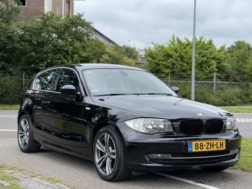 BMW 1-serie 118d  Navigatie  Dealer Onderhouden