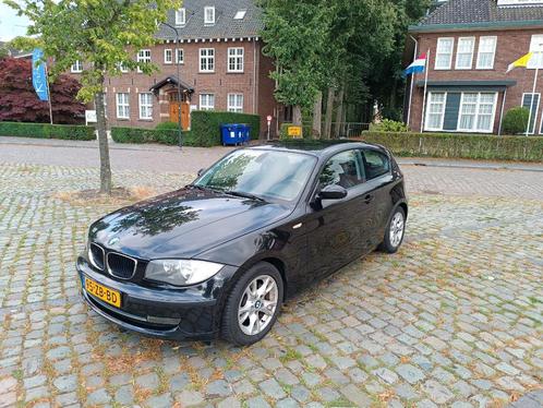 BMW 1-Serie 118i 143PK Nieuwe APK, nette auto