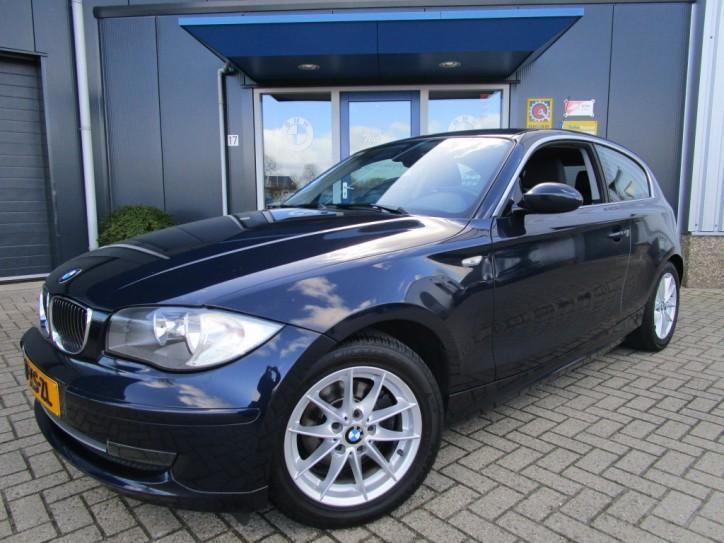 BMW 1 Serie 118i Executive Sportieve Uitvoering (bj 2007)