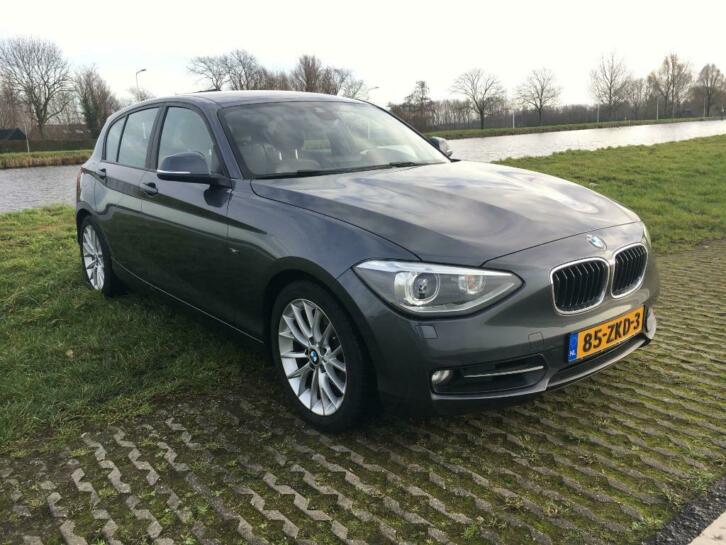 BMW 1-Serie 118i Sport-line 5DR Aut8 2012 Grijs Origineel NL