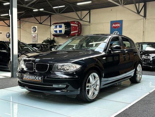 BMW 1 Serie 120i LCI 5-Deurs NAVI Airco Stuurbed. PDC YOUNGT