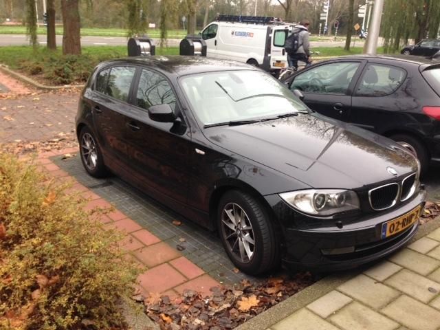 BMW 1-Serie 2.0 116I 5DR 2011 Zwart