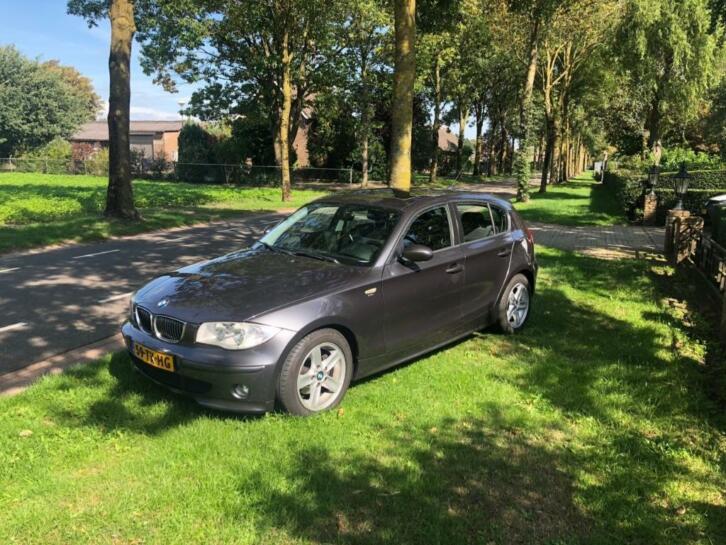 BMW 1-Serie 2.0 118D 2005 Grijs High Executive 