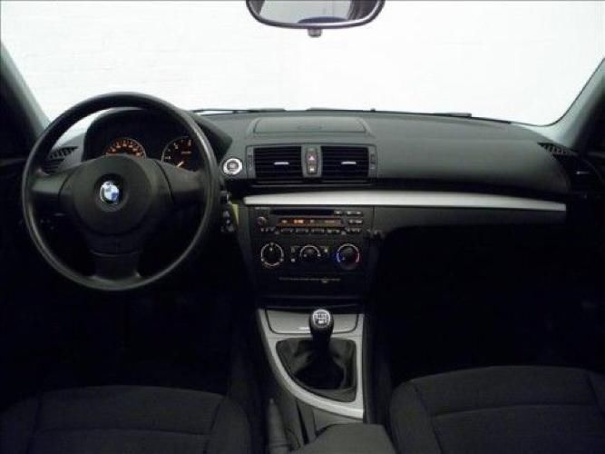 BMW 1-Serie 2.0 118D 5DR 2007 Bruin KM 182.000 NAP.