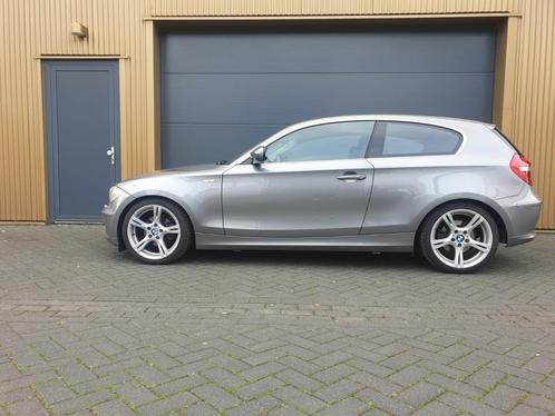 BMW 1-Serie 2.0 118I 3DR 2011 Grijs