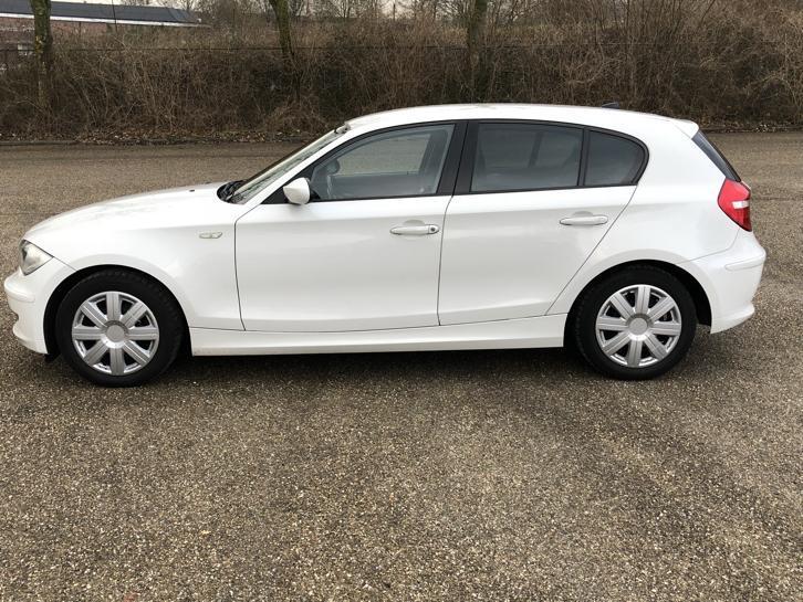 BMW 1-Serie 2.0 118I HIGH EXECUTIVE 5DR 2008 Wit