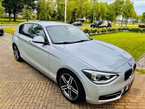 BMW 1-Serie (e87) 116I 100KW 5DR 2013 Grijs