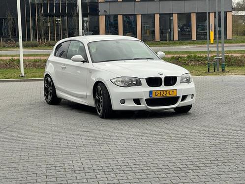 BMW 1-Serie (e87) 1.6 I 116 3DR 2008 Wit M-pakket