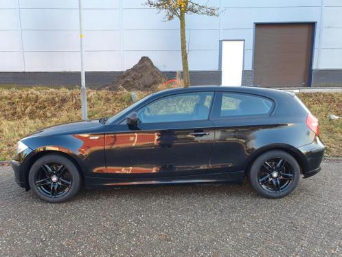 BMW 1-Serie (e87) 2.0 116I 3DR 2010 Zwart