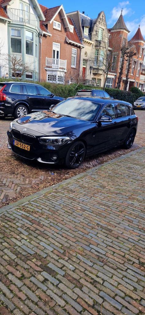 BMW 1-Serie (f20) 118i 136pk Aut 2018 Zwart  M-Sportpakket