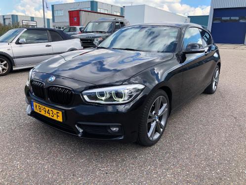 BMW 1-Serie (F21) 1.5 118I AUT 2016 Zwart Zeer Netjes