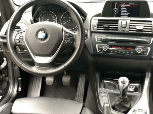 BMW 1-Serie  URBAN 2.0 118D 5DR 2012 Zwart Perfecte staat