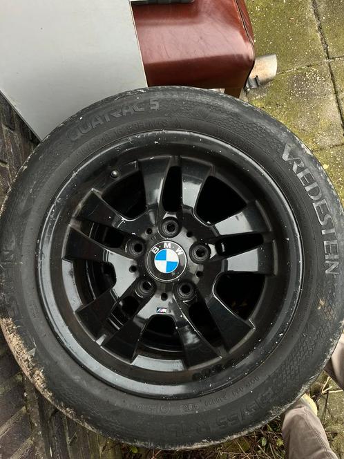 BMW 16 inch velgen met band.