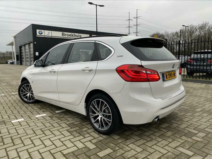 BMW 2-SERIE Active Tour. 1.5 225XE Xdrive Performace Luxury