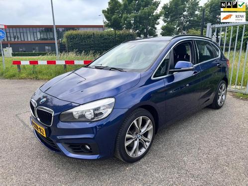 BMW 2-serie Active Tourer 218i Executive Navi Clima 18inch L