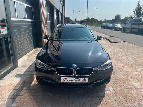 BMW 3-Serie 1.6 316I Touring AUT 2014 Zwart