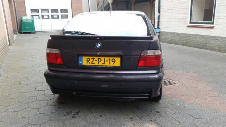 BMW 3-Serie 1.6 I 316 Compact 1997 Paars