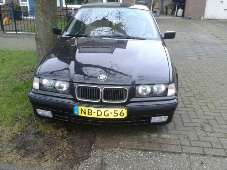 BMW 3-Serie 1.6 I 316 E2 1995 Zwart