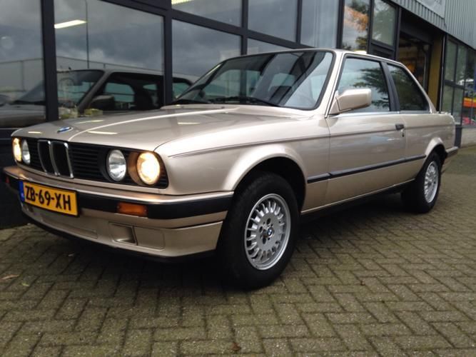 BMW 3-Serie 1.6 I 316 e30 1991 Beige