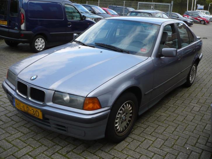 BMW 3-Serie 1.6 I 316 SEDAN 218000KM 595