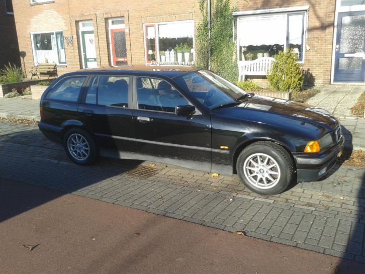 BMW 3-Serie 1.6 I 316 Touring 1998 Zwart
