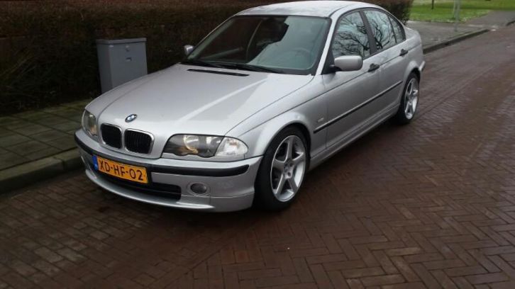 BMW 3-Serie 1.9 I 318 1998 Grijs