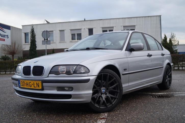 BMW 3-Serie 1.9 I 318 i 2001 CLIMACRUISEDVD-