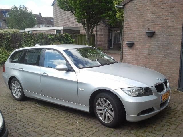 BMW 3-Serie 2.0 318 I Touring 2007 Grijs