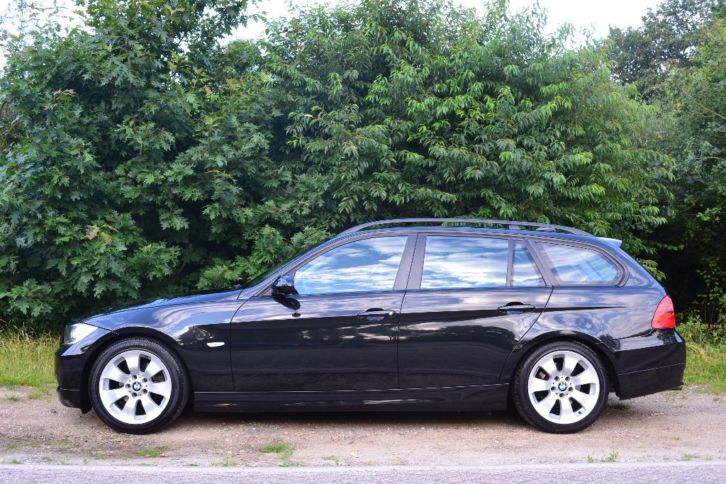 BMW 3-Serie 2.0 320 D Touring 2006 Zwart High Executive 