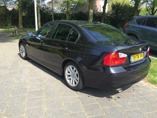 BMW 3-Serie 2.0 D 318 2006 Zwart navi high executive 