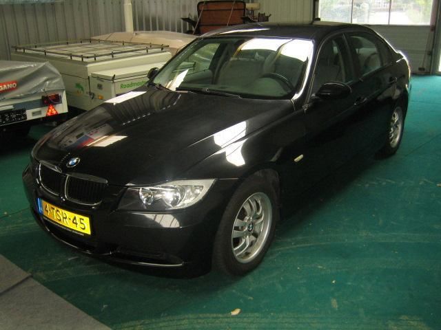 BMW 3-Serie 2.0 D 320 2006 Zwart