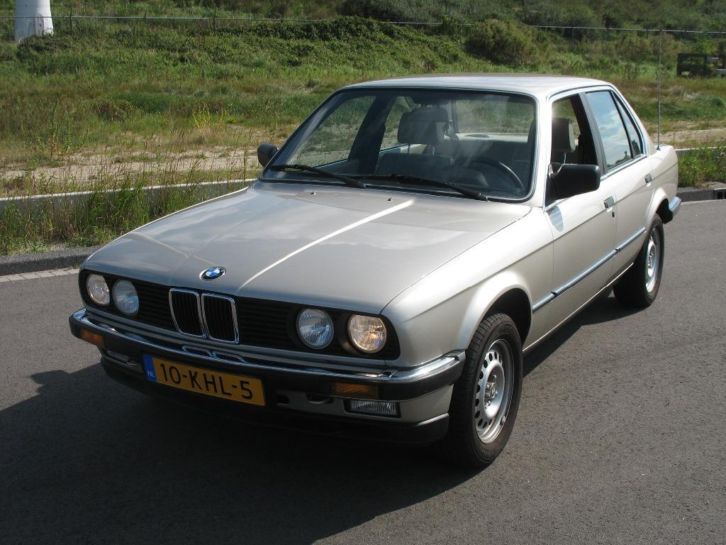 BMW 3-Serie 2.0 I 320 AUT 1985 Beige