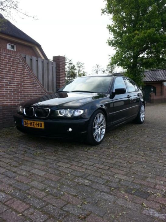 BMW 3-Serie 2.5 I 325 2002 Zwart