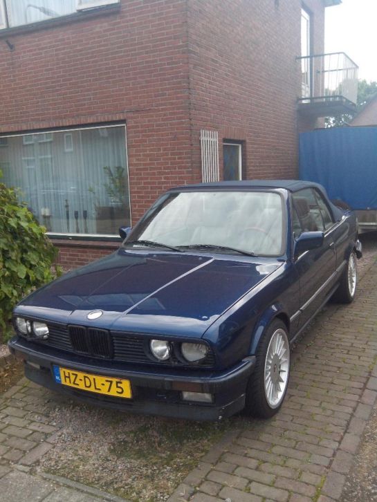BMW 3-Serie 2.5 I 325 Cabriolet U9 1987 Blauw