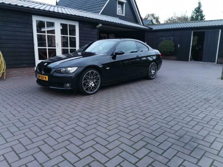 BMW 3-Serie 3.0 335d Coupe AUT 2006 Zwart